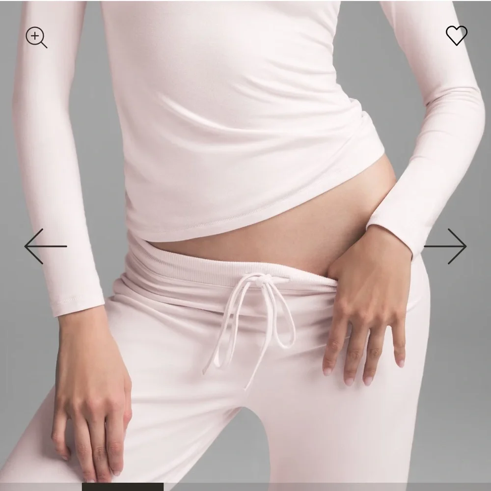 SKIMS Barely Pink Loungewear Set (BNWT) - Picture 3 of 5